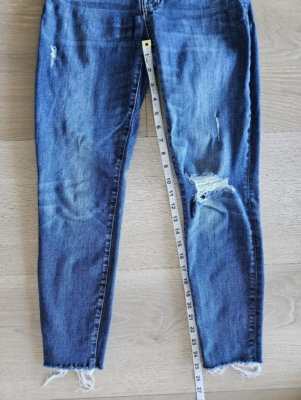 Lucky Brand Midrise Ava Skinny jeans - 2/26A